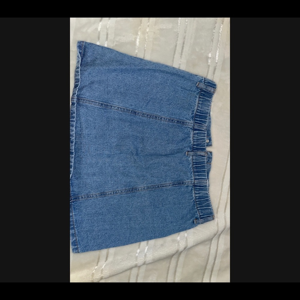 Skirt - Picture 2 of 2